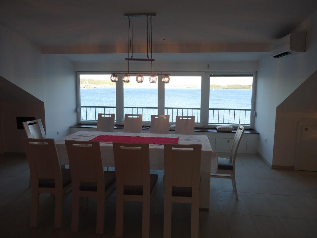 Holiday Home Sisko Trogir Oda fotoğraf